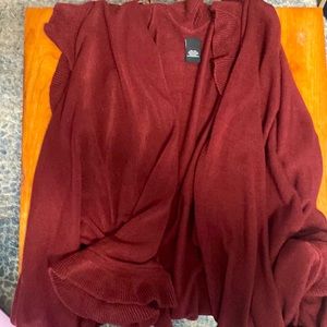 Maroon Shaw